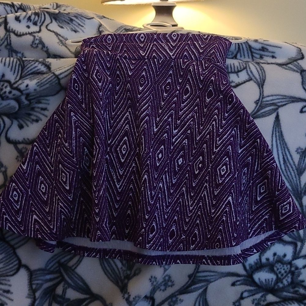 Girls lularoe skirt, size 2